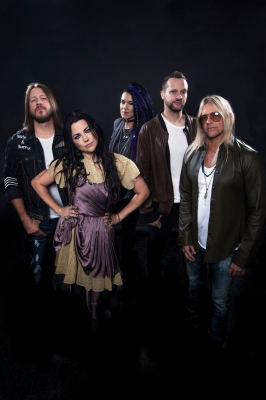 Evanescence-band-photo-Sept-2019-credit-P-R-Brown.jpg