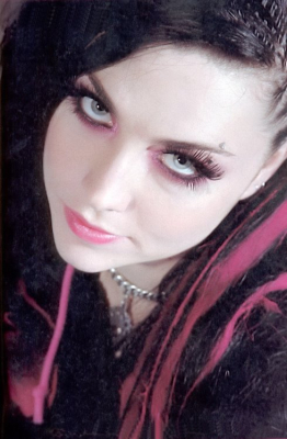 Click to view full size image
==============
Keywords: Fallen,amy lee,amy photos,amy pic,going under,bring me to life,my immortal Keywords: Fallen,amy lee,amy photos,amy pic,going under,bring me to life,my immortal