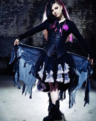 Keywords: Fallen,amy lee,amy photos,amy pic,going under,bring me to life,my immortal