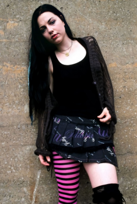 Click to view full size image
==============
Keywords: Fallen,amy lee,amy photos,amy pic,going under,bring me to life,my immortal Keywords: Fallen,amy lee,amy photos,amy pic,going under,bring me to life,my immortal