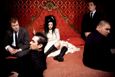 Keywords: amy lee,amy photos,evanescence,evanescence pics,anywhere but home,photoshoot