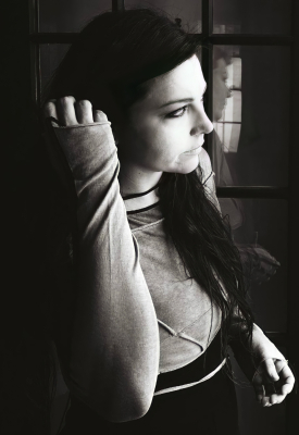 Keywords: amy lee,amy photos,amy pic,evanescence,evanescence pics,photoshoot