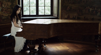 05__piano_1_00_05_09_905.jpg
