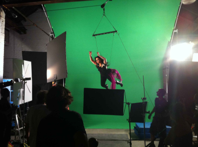 Click to view full size image
==============
falling.jpg falling.jpg