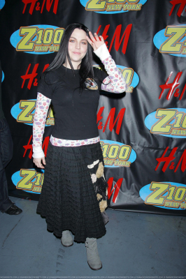 Click to view full size image
==============
Keywords: amy lee,evanescence,jingle ball,jingle ball 2006,hm artist gift lounge,gift lounge,2006 Keywords: amy lee,evanescence,jingle ball,jingle ball 2006,hm artist gift lounge,gift lounge,2006