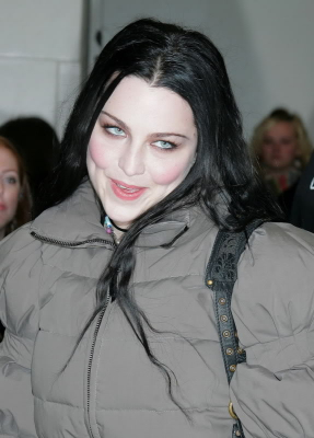 Keywords: amy lee,mtv,TRL,2006,appearances,evanescence