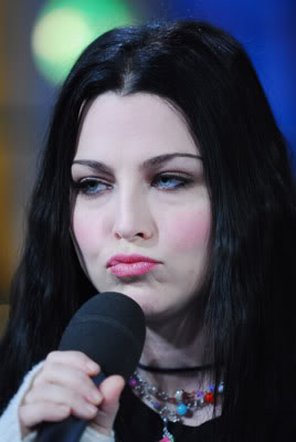 Keywords: amy lee,mtv,TRL,2006,appearances,evanescence