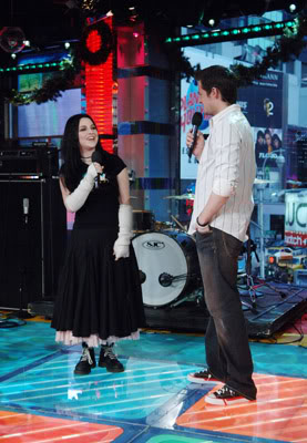 Keywords: amy lee,mtv,TRL,2006,appearances,evanescence