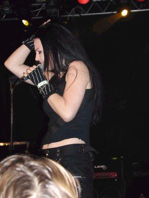 Keywords: amy lee,amy photos,amy pic,evanescence,evanescence pics,fallen
