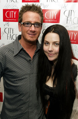 Keywords: grammy,awards,amy lee,amy photos,evanescence,fallen,gallery,going under