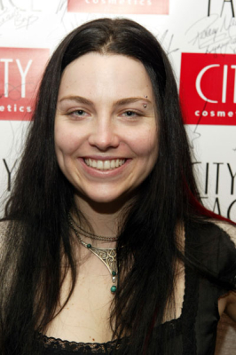 Keywords: grammy,awards,amy lee,amy photos,evanescence,fallen,gallery,going under