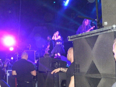 Keywords: amy lee,amy photos,amy pic,evanescence,evanescence pics,concert