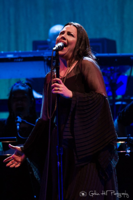 Click to view full size image
==============
Evanescence-2.jpg Evanescence-2.jpg
