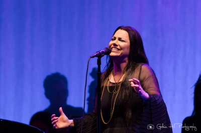 Click to view full size image
==============
Evanescence-7.jpg Evanescence-7.jpg