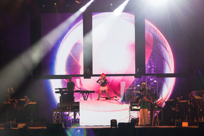 Click to view full size image
==============
Lindsey-Stirling_MR_082418-_7.jpg Lindsey-Stirling_MR_082418-_7.jpg