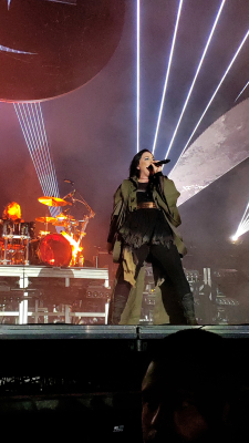 Evanescence_Live_in_Queretaro_Mexico_PulsoPNG_2023_by_Lovelyamy_286629.jpg