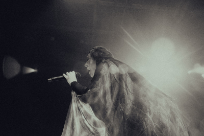 Keywords: London,Canada,Life Place,amy lee,amy photos,concert,evanescence,evanescence pics,live