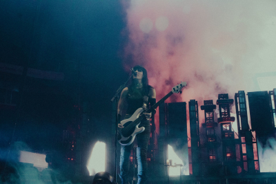 Click to view full size image
==============
Keywords: London,Canada,Life Place,amy lee,amy photos,concert,evanescence,evanescence pics,live Keywords: London,Canada,Life Place,amy lee,amy photos,concert,evanescence,evanescence pics,live