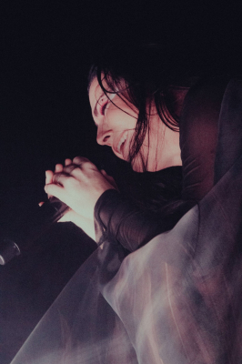 Keywords: London,Canada,Life Place,amy lee,amy photos,concert,evanescence,evanescence pics,live