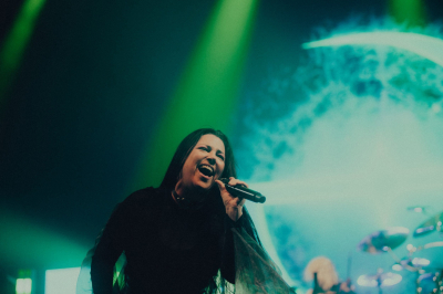 Keywords: London,Canada,Life Place,amy lee,amy photos,concert,evanescence,evanescence pics,live