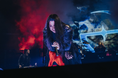 Click to view full size image
==============
Keywords: Ottawa,Ontario,Canadian Tire Centre,amy lee,amy photos,amy pic,evanescence,evanescence pics,concert,live Keywords: Ottawa,Ontario,Canadian Tire Centre,amy lee,amy photos,amy pic,evanescence,evanescence pics,concert,live