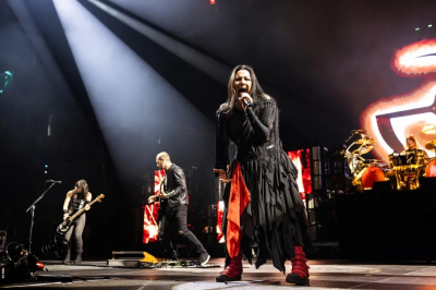 Keywords: Ottawa,Ontario,Canadian Tire Centre,amy lee,amy photos,amy pic,evanescence,evanescence pics,concert,live