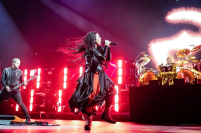Keywords: Ottawa,Ontario,Canadian Tire Centre,amy lee,amy photos,amy pic,evanescence,evanescence pics,concert,live