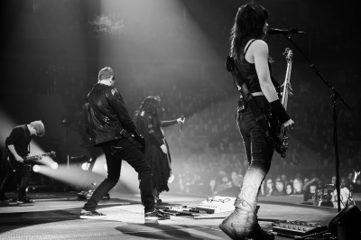 Keywords: amy lee,amy photos,evanescence,gallery