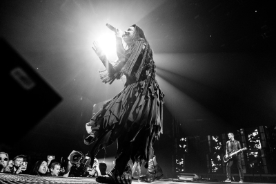 Keywords: amy lee,amy photos,evanescence,gallery