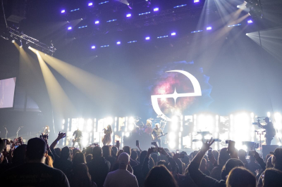 Click to view full size image
==============
Keywords: Winnipeg,amy lee,amy photos,evanescence,gallery,live,shows Keywords: Winnipeg,amy lee,amy photos,evanescence,gallery,live,shows