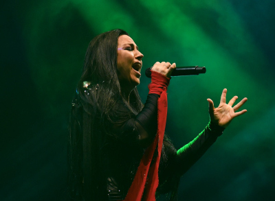Keywords: rogers place,amy lee,amy photos,amy pic,evanescence,evanescence pics,shows,live,tour