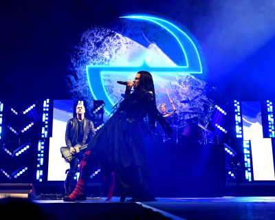 Click to view full size image
==============
Keywords: rogers place,amy lee,amy photos,amy pic,evanescence,evanescence pics,shows,live,tour Keywords: rogers place,amy lee,amy photos,amy pic,evanescence,evanescence pics,shows,live,tour