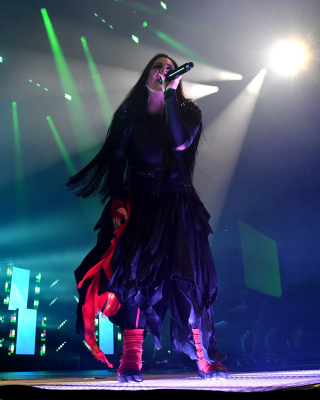 Click to view full size image
==============
Keywords: rogers place,amy lee,amy photos,amy pic,evanescence,evanescence pics,shows,live,tour Keywords: rogers place,amy lee,amy photos,amy pic,evanescence,evanescence pics,shows,live,tour