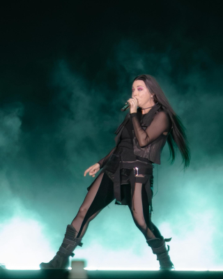 Click to view full size image
==============
Keywords: amy lee,amy photos,concert,evanescence,Australia Keywords: amy lee,amy photos,concert,evanescence,Australia