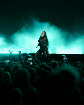 Click to view full size image
==============
Keywords: amy lee,amy photos,concert,evanescence,Australia Keywords: amy lee,amy photos,concert,evanescence,Australia