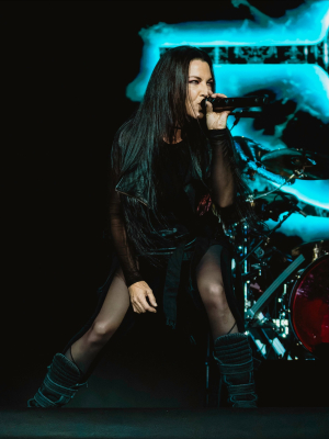 Click to view full size image
==============
Keywords: amy lee,amy photos,concert,evanescence,Australia Keywords: amy lee,amy photos,concert,evanescence,Australia
