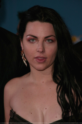 Keywords: amy lee,amy photos,gallery,live,awards,evanescence