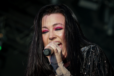 Keywords: amy lee,amy photos,evanescence,live,shows,tour
