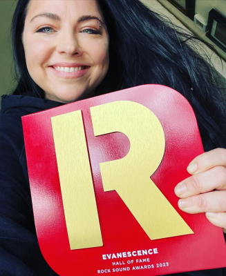 Click to view full size image
==============
Keywords: 2024,amy lee,amy photos,amy pic,awards,evanescence,evanescence pics Keywords: 2024,amy lee,amy photos,amy pic,awards,evanescence,evanescence pics