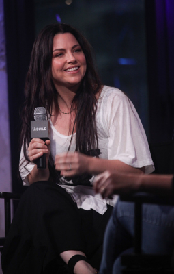 Click to view full size image
==============
Keywords: amy lee,amy photos,gallery,evanescence,photoshoot Keywords: amy lee,amy photos,gallery,evanescence,photoshoot