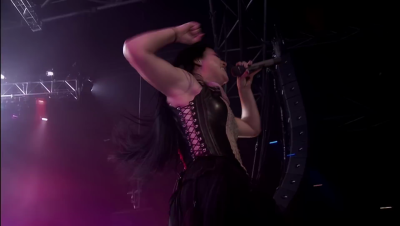 Click to view full size image
==============
amyleefans04681.png amyleefans04681.png