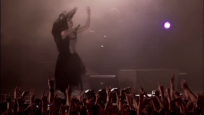 Click to view full size image
==============
amyleefans05341.png amyleefans05341.png