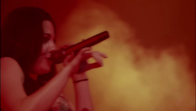 Click to view full size image
==============
amyleefans07021.png amyleefans07021.png