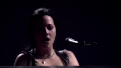 Click to view full size image
==============
amyleefans14701.png amyleefans14701.png