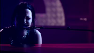 Click to view full size image
==============
amyleefans19831.png amyleefans19831.png
