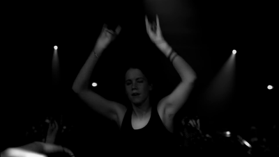 Click to view full size image
==============
amyleefans22141.png amyleefans22141.png