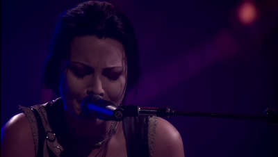 Click to view full size image
==============
amyleefans31321.png amyleefans31321.png