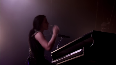 Click to view full size image
==============
amyleefans37471.png amyleefans37471.png