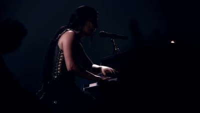 Click to view full size image
==============
amyleefans38311.png amyleefans38311.png