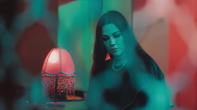Click to view full size image
==============
amyleefans01471.png amyleefans01471.png
